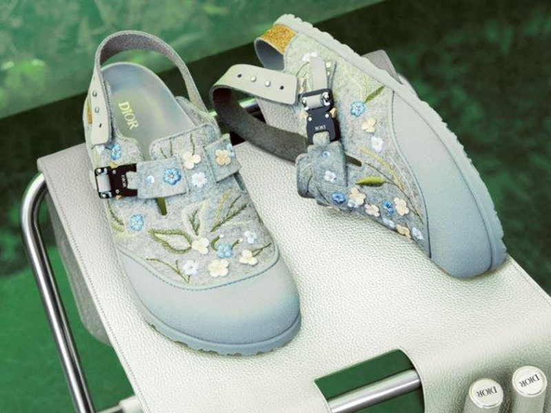 ديور تحيي أجمل لحظات الماضي بالتعاون مع علامة  Birkenstock